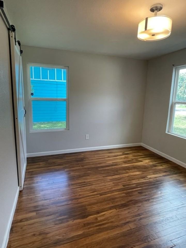 2804 Cedar Park Blvd - Photo 2 of 23