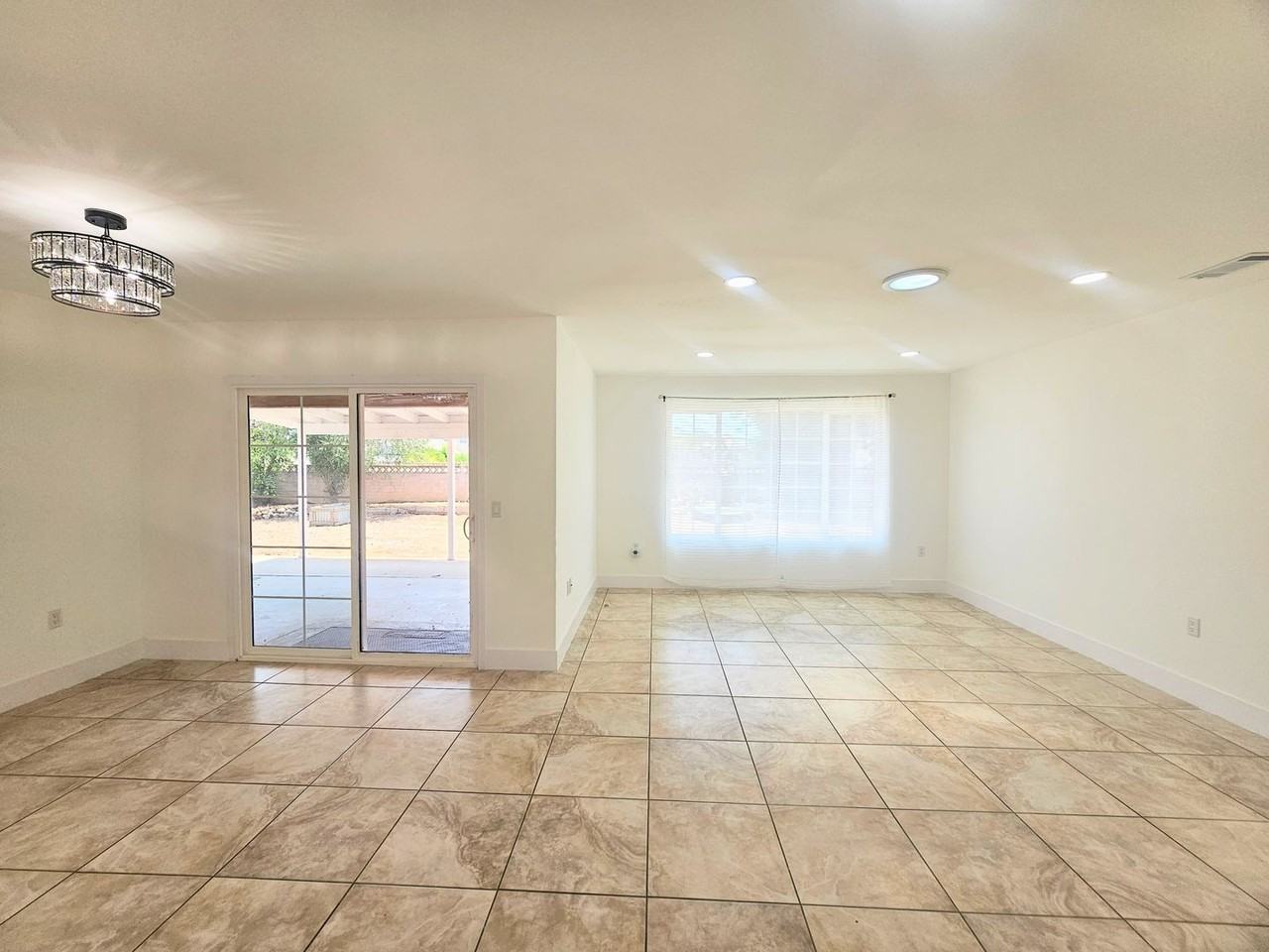 25687 Sandy Lodge Rd - Photo 5 of 42