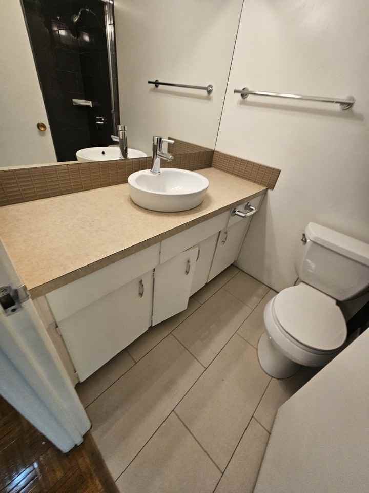 1225 West 14th Avenue - Photo 3 of 10