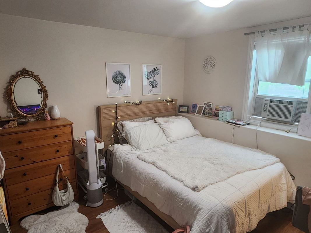 1075 Wellington Street #3 - Photo 4 of 7