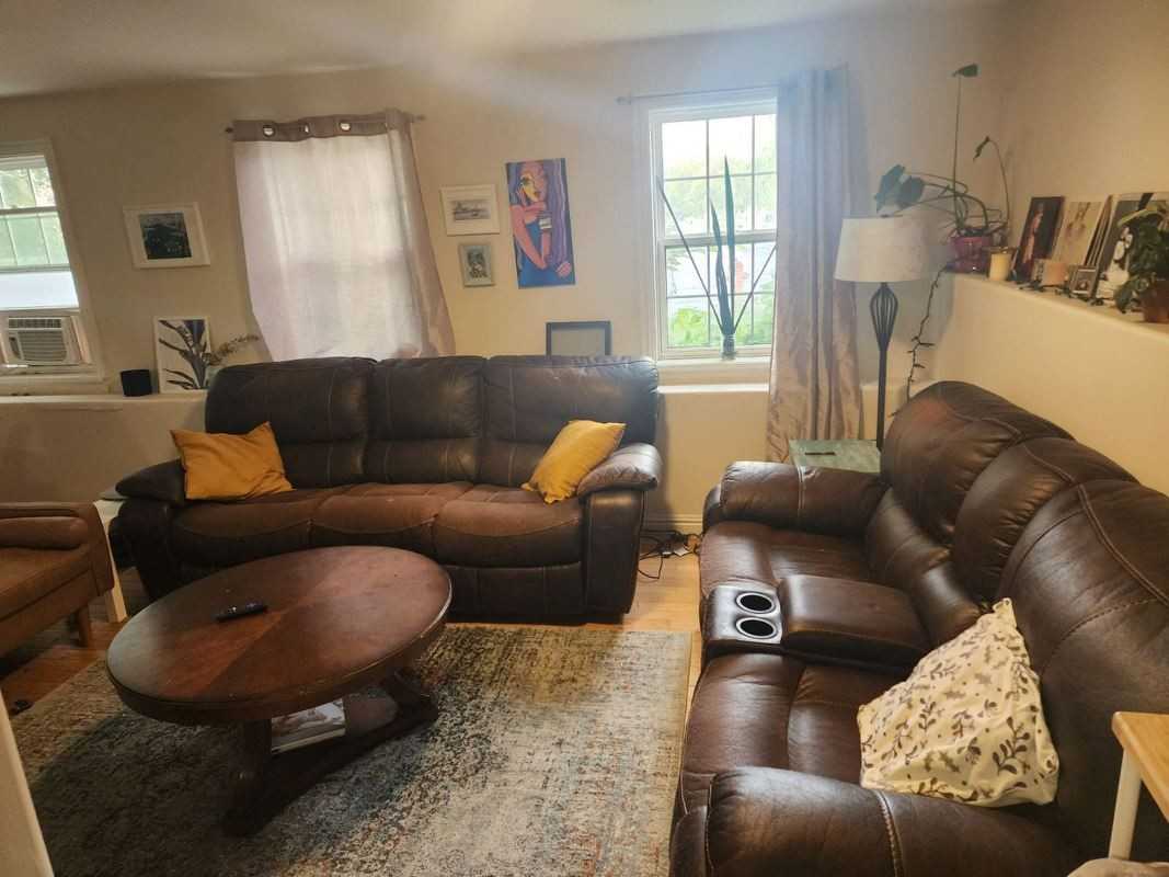 1075 Wellington Street #3 - Photo 2 of 7