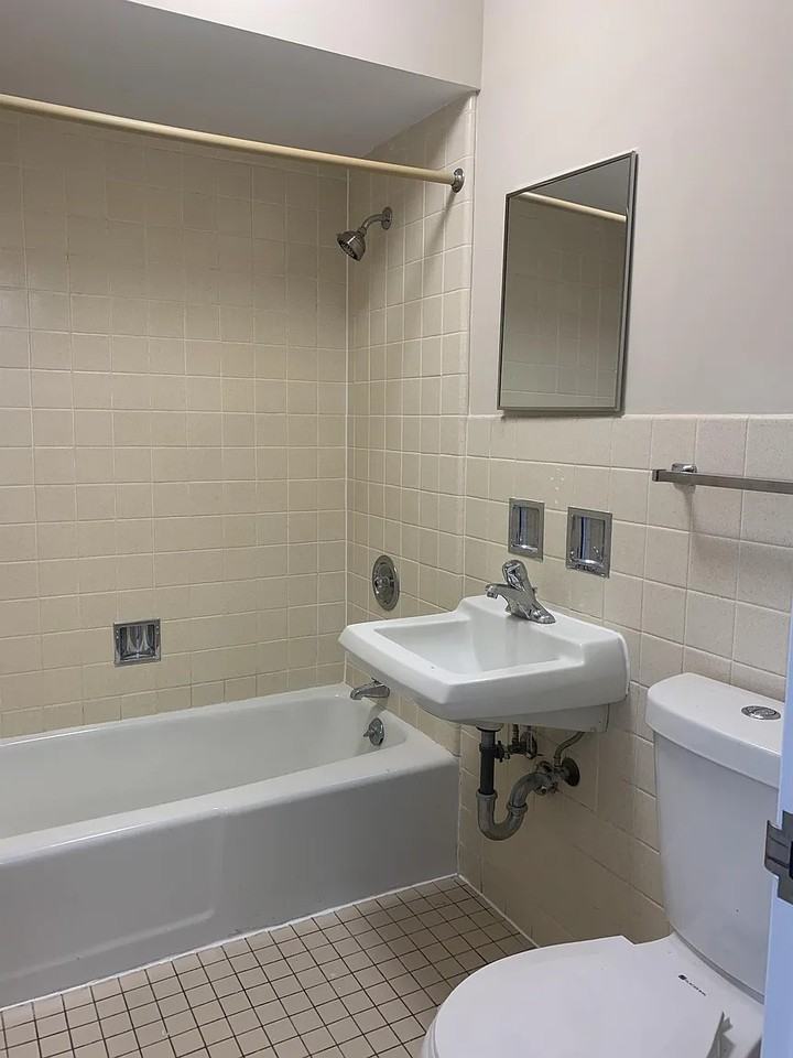 392 Executive Dr #307 - Photo 4 of 7