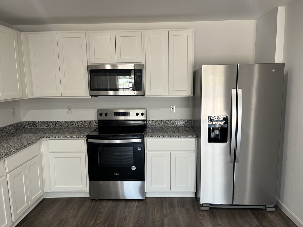 711 Dylan Ct #NA - Photo 6 of 24