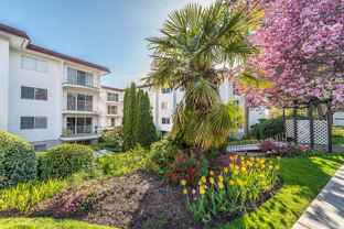 Granada Court Apartments - Photo 1 of 1