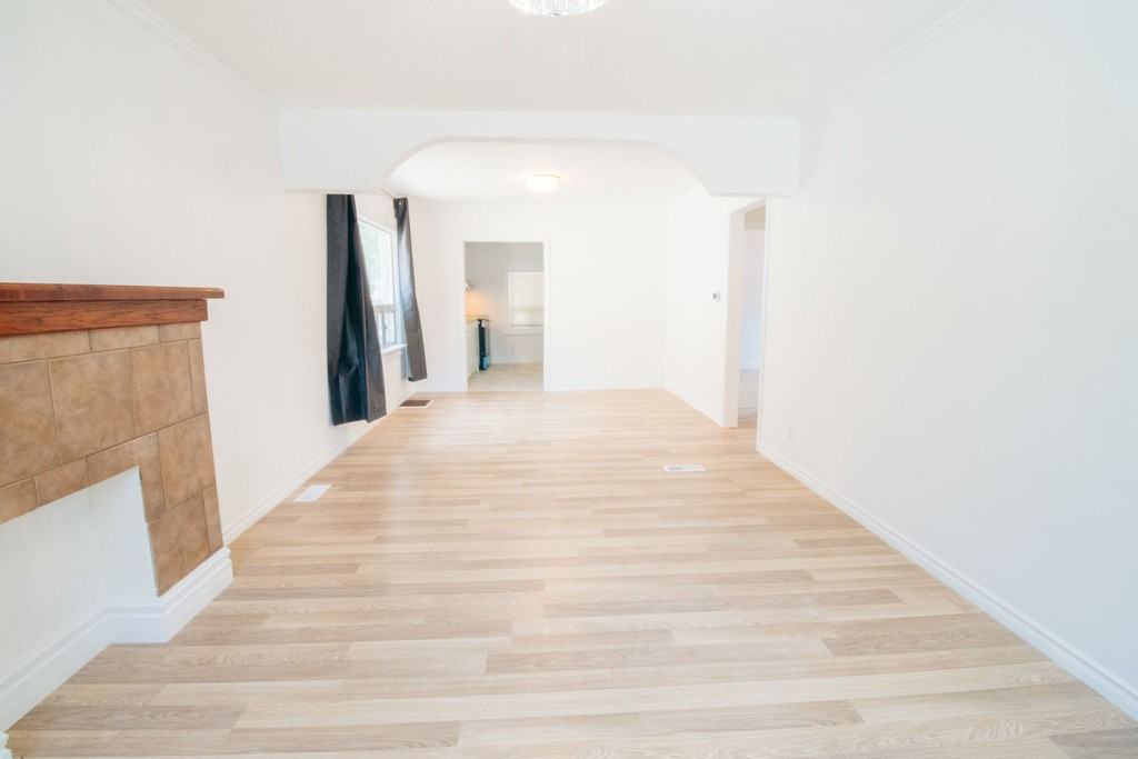 6122 Murray St - Photo 3 of 40