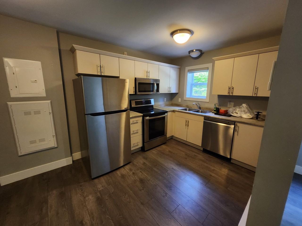 16 Mitchell St #4 - Photo 2 of 19