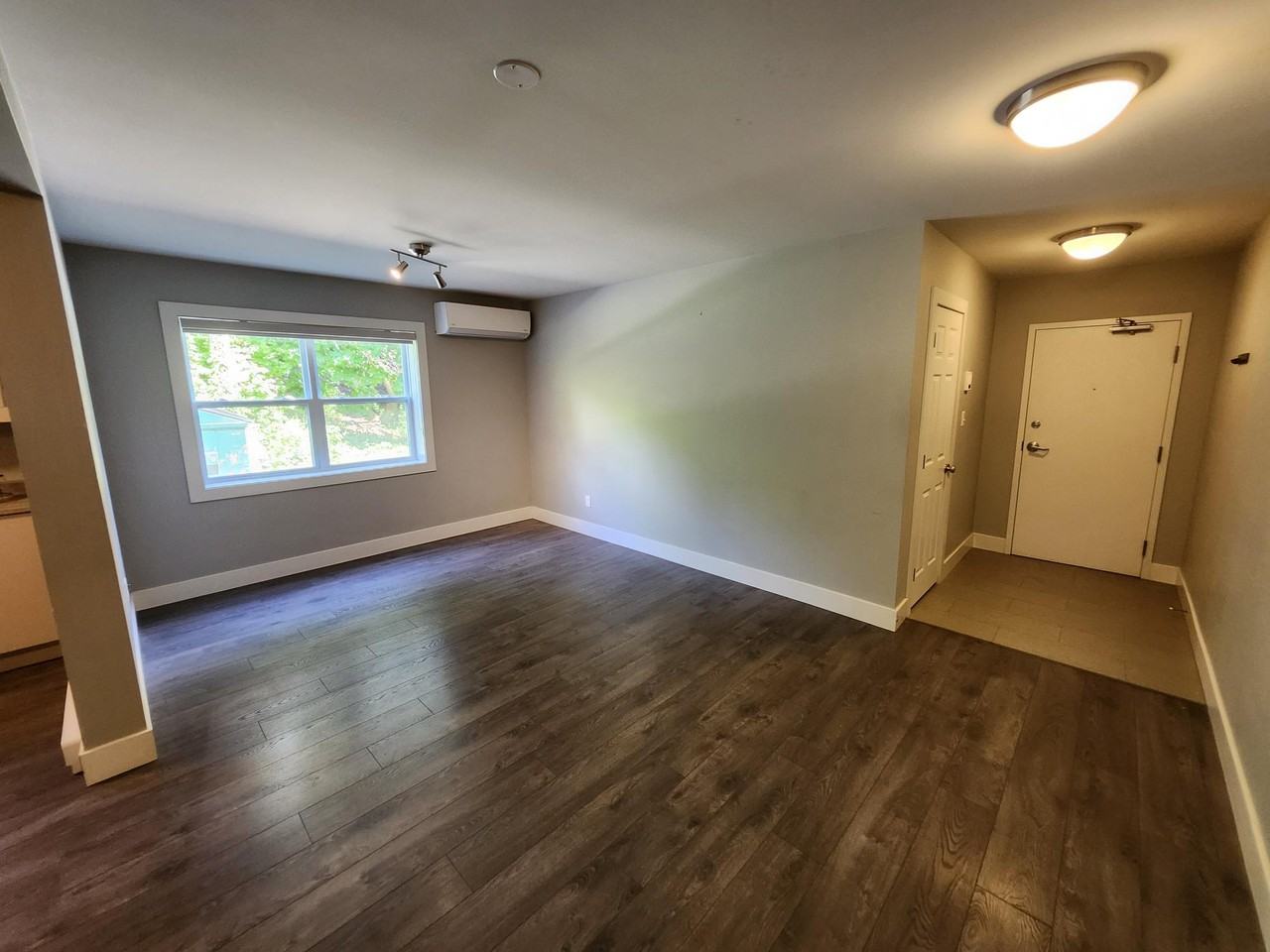 16 Mitchell St #4 - Photo 5 of 19