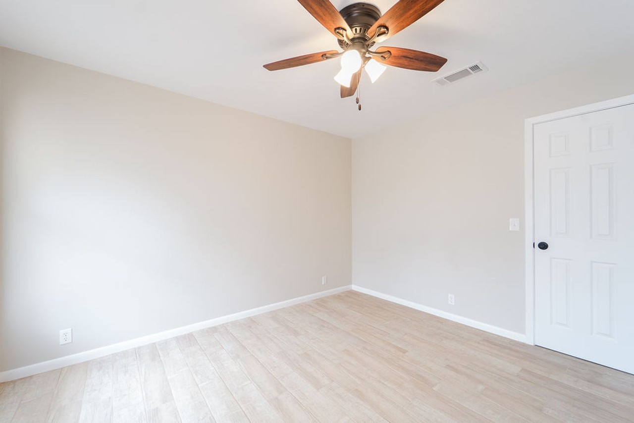 7 Perralena Ln - Photo 3 of 15