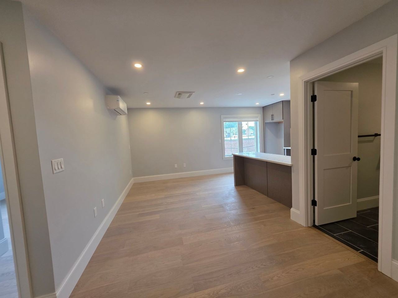 349 Market St - Photo 4 of 35