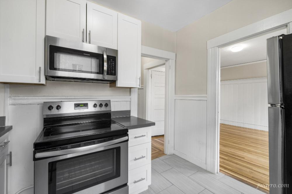 Clay Street & Leavenworth St - Photo 2 of 12