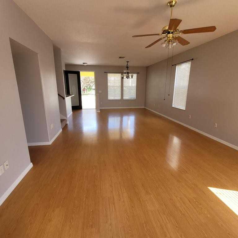 3141 Town Ave - Photo 2 of 19