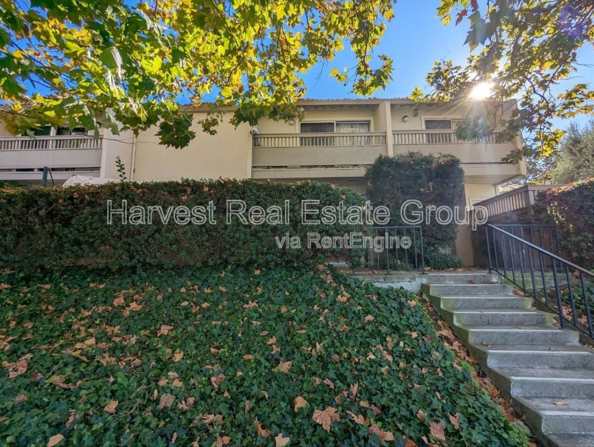 622 Old San Francisco Rd #1 - Photo 2 of 10