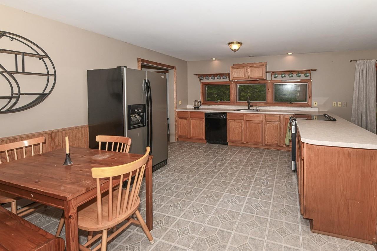 19 Baker Cir - Photo 2 of 50