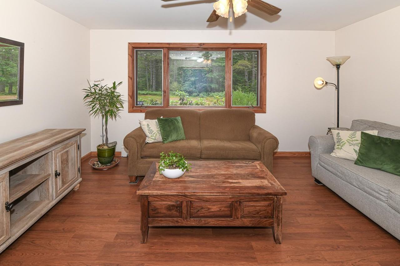 19 Baker Cir - Photo 3 of 50