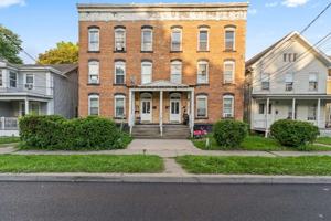 featured image of 57 1/2 Saratoga Ave #3S
