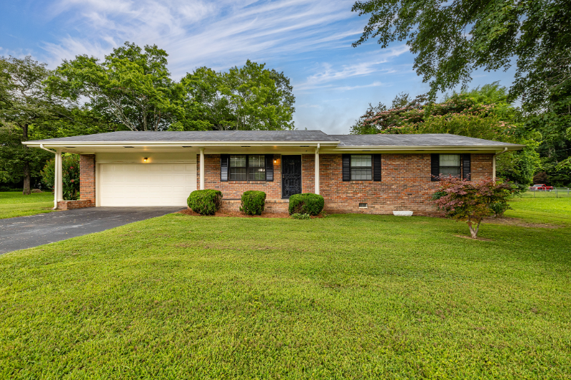 11635 Jenkins Rd - Photo 2 of 27