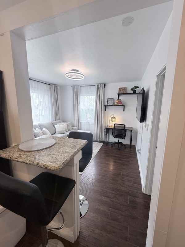 1169 20th Street #1169 - Photo 4 of 17