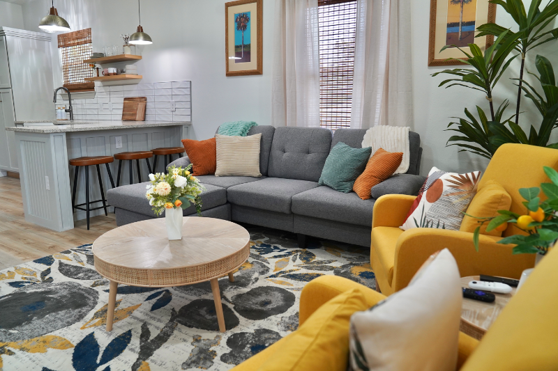 619 Woodside Dr - Photo 3 of 19