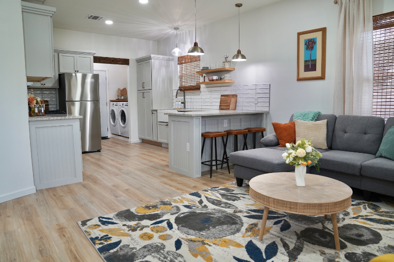 619 Woodside Dr - Photo 4 of 19