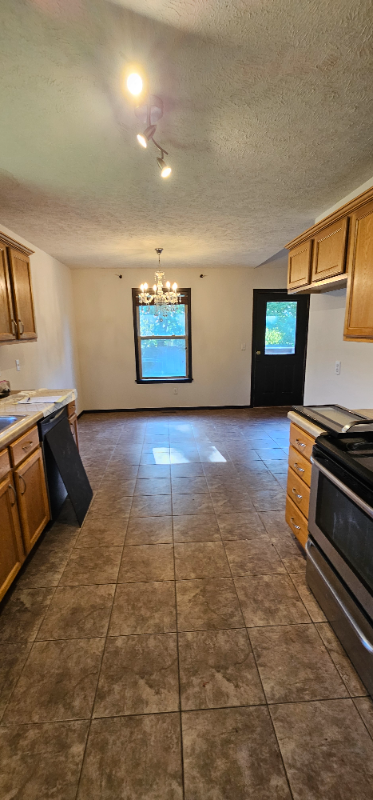 450 S Elgin Ave - Photo 3 of 9