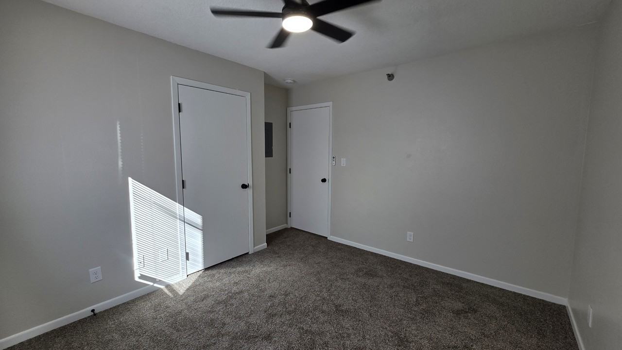 428 Stonehaven Drive - Photo 3 of 50