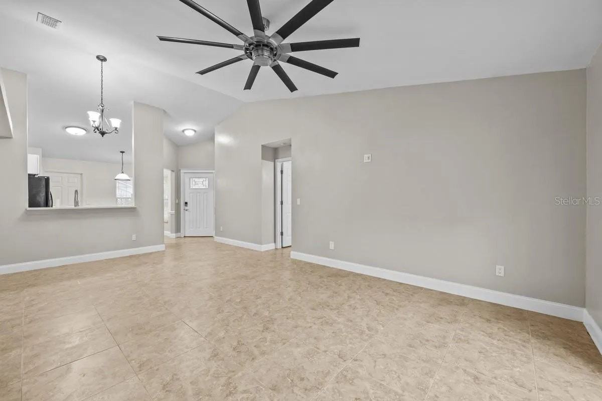 4505 Dakota Point Court - Photo 3 of 19