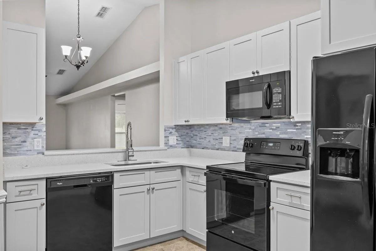 4505 Dakota Point Court - Photo 7 of 19