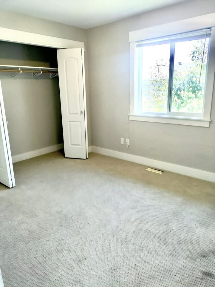 9113 A-9113 101 Avenue - Photo 6 of 13