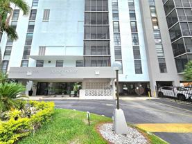 2500 Northeast 135th Street #B208 - Photo 1 of 1