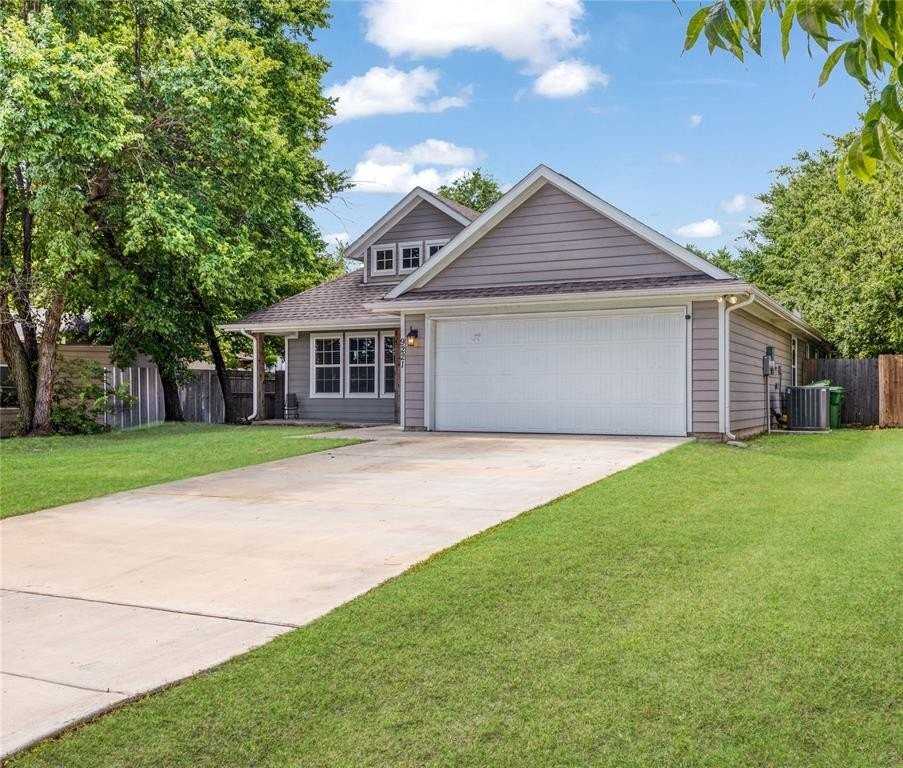 9221 White Settlement Rd - Photo 3 of 30