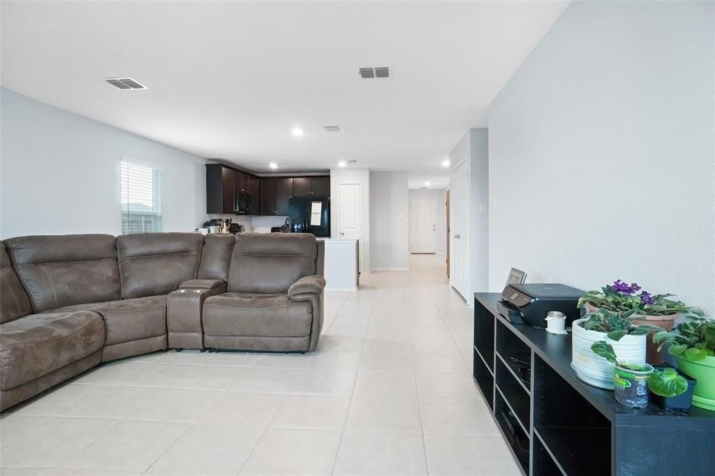 5808 Timber Point Dr - Photo 7 of 21