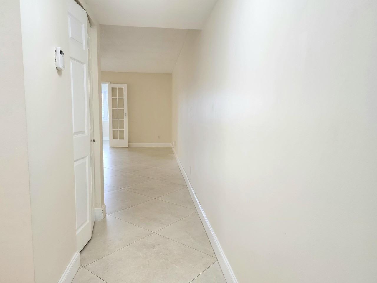 3178 3178 Via Poinciana 402 #402 - Photo 2 of 22