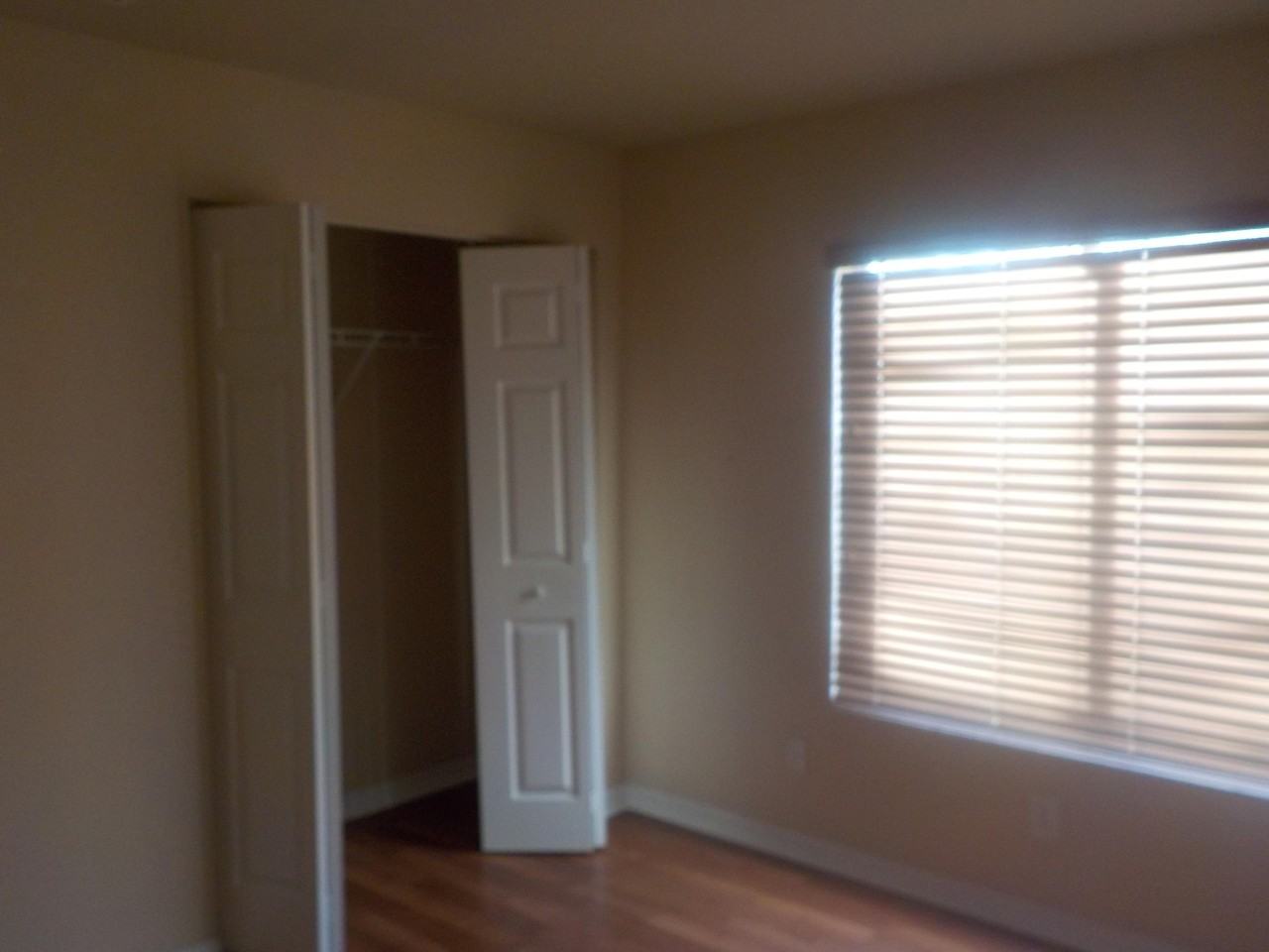 1957 Sw Providence Pl - Photo 7 of 15