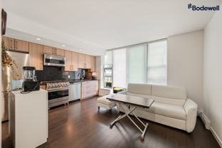 Wall Centre False Creek West Tower 1 - Photo 1 of 1