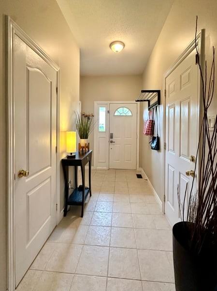 534 Devonwood Circle - Photo 2 of 13