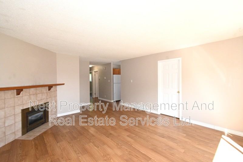 8077 Rochester Cres #A - Photo 3 of 18
