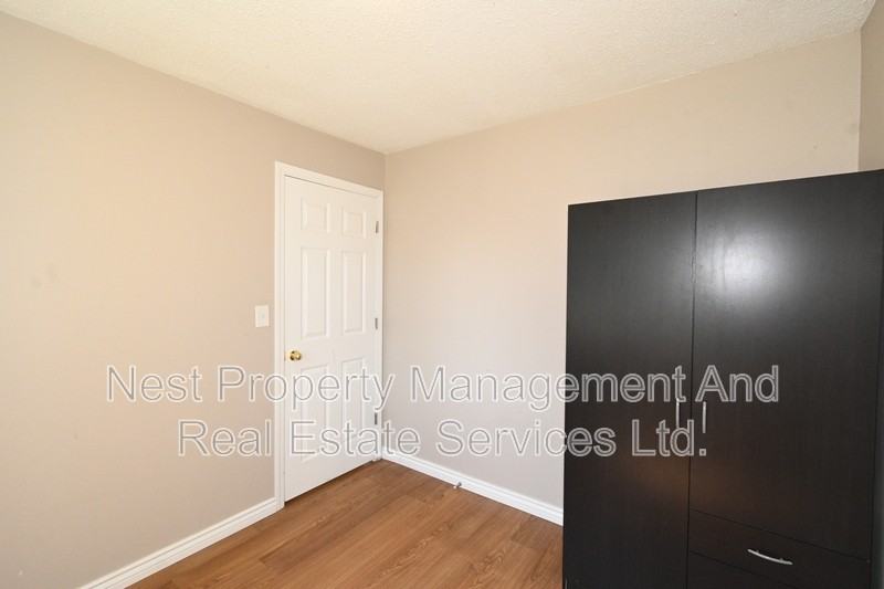 8077 Rochester Cres #A - Photo 5 of 18