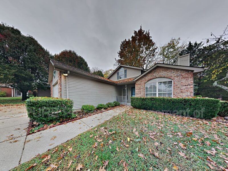 2215 Joann Dr - Photo 3 of 31