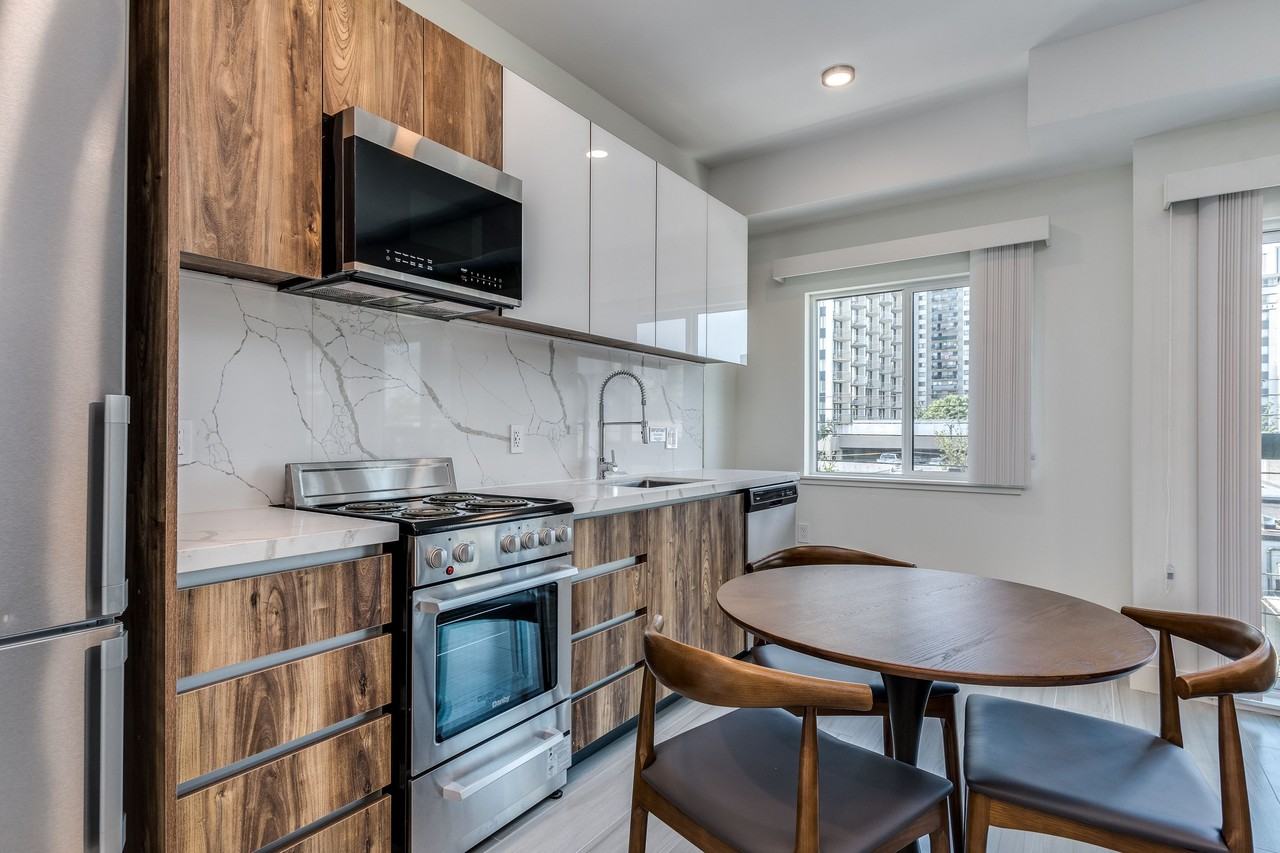 1168 Pendrell Street - Photo 10