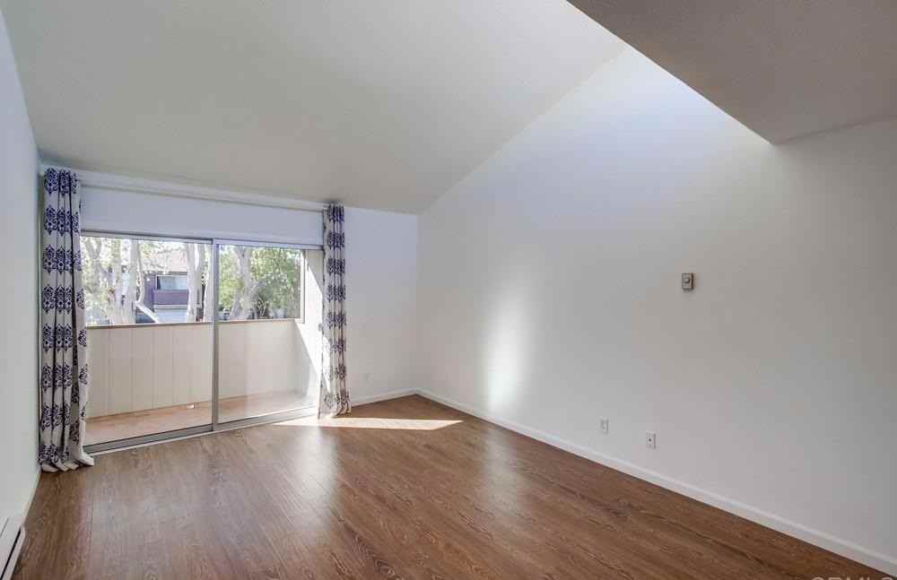 3549 Castle Glen Dr - Photo 2 of 15