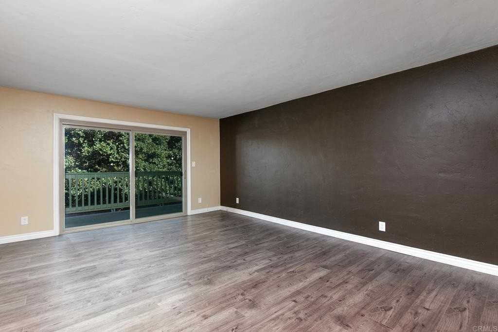 4444 W Point Loma Blvd - Photo 3 of 11