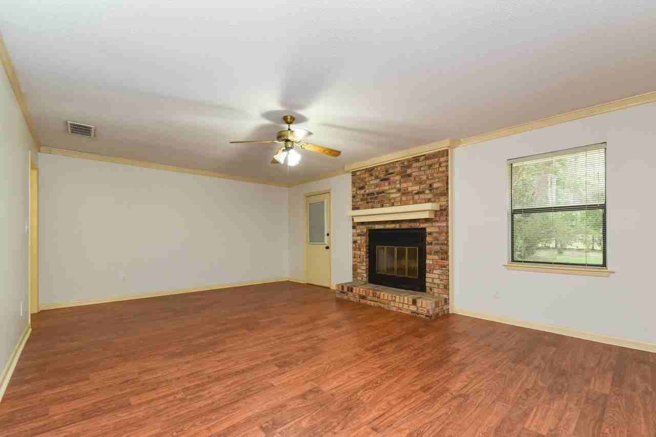 8209 Bridge Water Trl - Photo 2 of 21