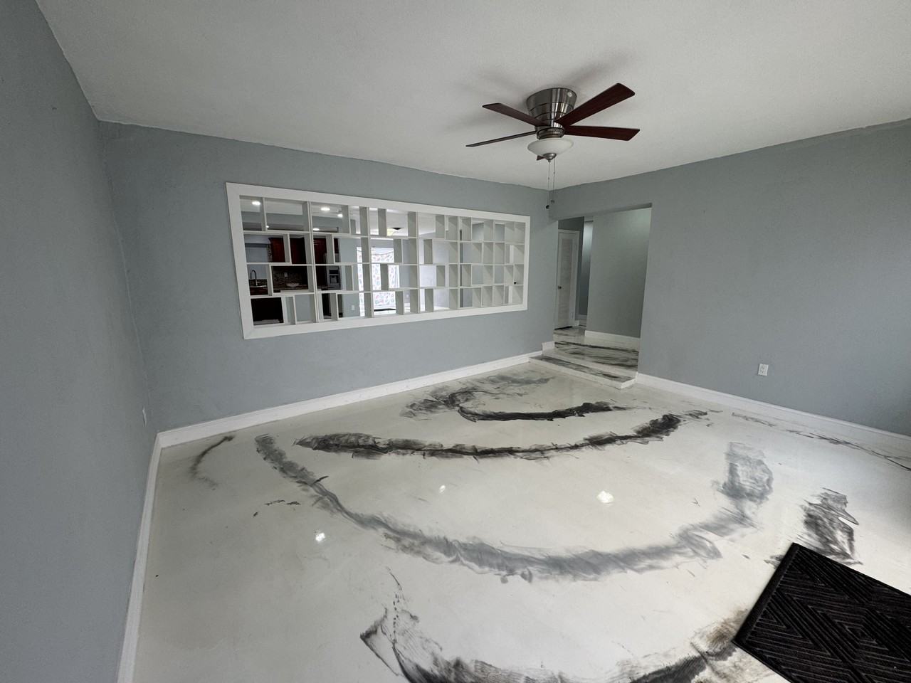 115 Sierra Dr - Photo 2 of 37