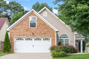 224 Greenview Dr - Photo 1 of 1