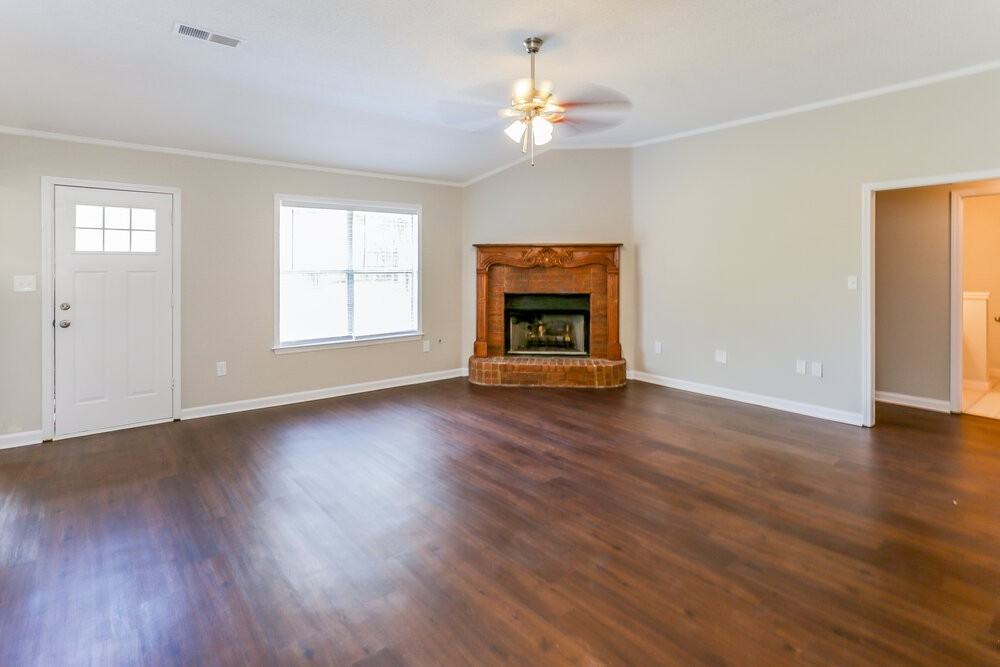 6743 Hare Run Ln - Photo 3 of 18