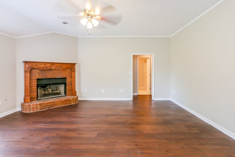 6743 Hare Run Ln - Photo 4 of 18