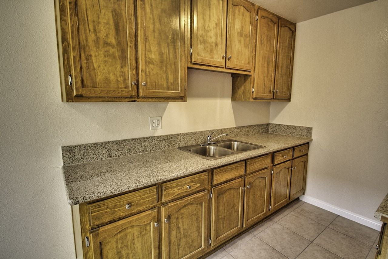 643 East 99th Street ##5 - Photo 6 of 6