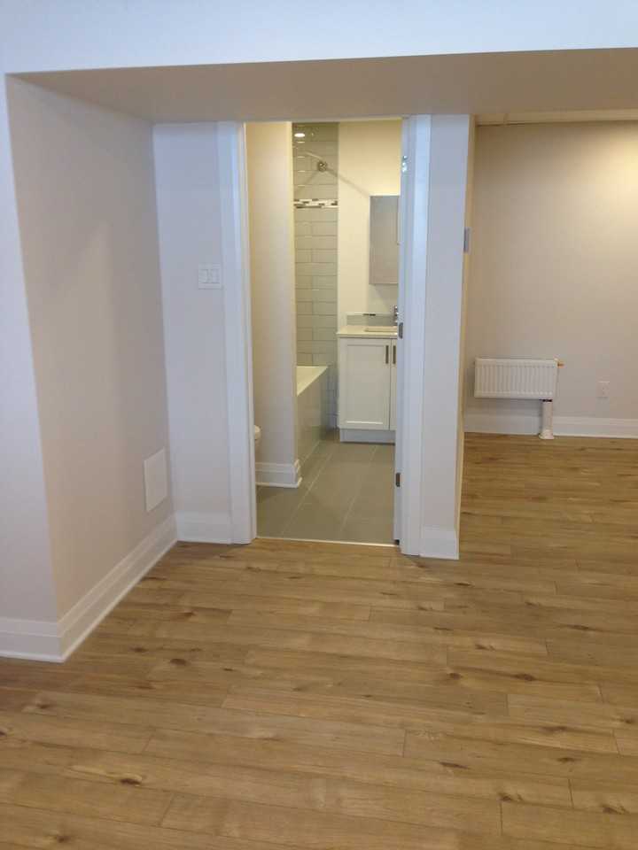32 Lowrey Street - Photo 7 of 9