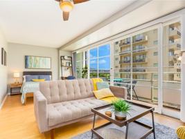 featured image of 445 Kaiolu St #714