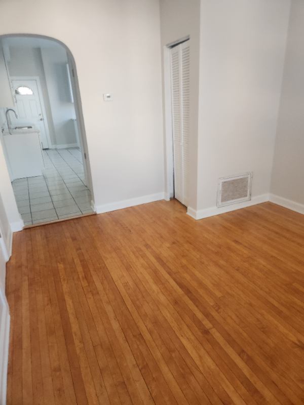 2326 S Homan Ave #2R - Photo 6 of 20